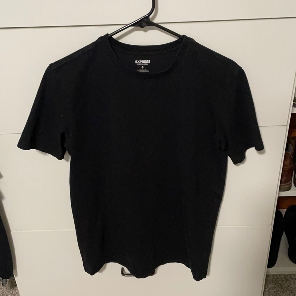 Black t shirt